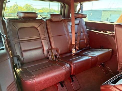 Used 2020 Lincoln Navigator L Black Label w/ Cargo Convenience Package image 35