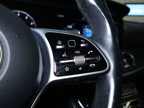 Used 2020 Mercedes-Benz E 350 4MATIC Sedan w/ Parking Assistance Package image 23