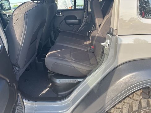Used 2023 Jeep Wrangler Unlimited w/ Sun & Screen Package AWD/4WD image 24