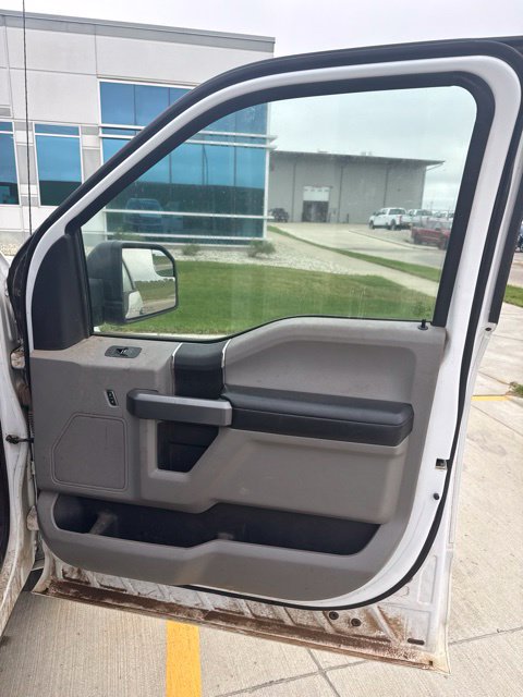 Used 2018 Ford F150 XLT AWD/4WD image 7
