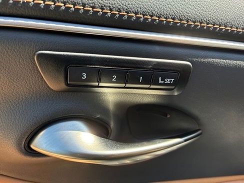 Certified 2024 Lexus ES 350 w/ Technology Package FWD image 11