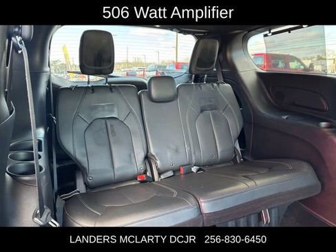 Used 2020 Chrysler Pacifica Touring-L w/ Premium Audio Group image 16