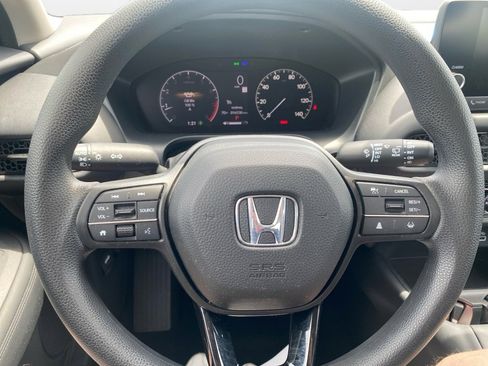 Used 2023 Honda HR-V LX image 13