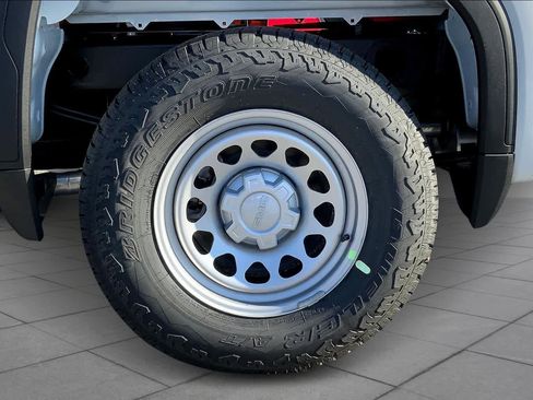 New 2024 GMC Sierra 1500 Pro w/ X31 Off-Road Package image 11