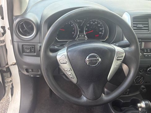 Used 2017 Nissan Versa SV FWD image 8