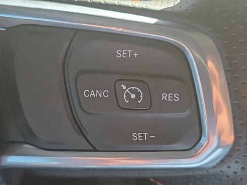 Used 2022 Jeep Gladiator Mojave w/ Cold Weather Group AWD/4WD image 23