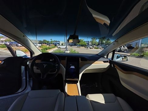 Used 2019 Tesla Model X AWD/4WD image 12