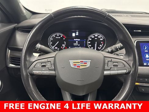 Used 2022 Cadillac XT4 Premium Luxury w/ Enhanced Visibility Package image 15