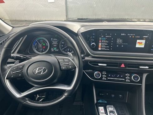 Certified 2023 Hyundai Sonata SEL image 19