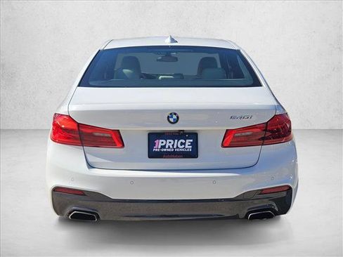 Used 2018 BMW 540i w/ M Sport Package image 7