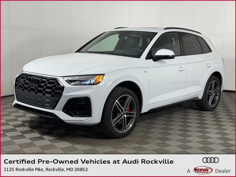Used 2025 Audi Q5 e Premium Plus w/ Premium Plus Package AWD/4WD image 1