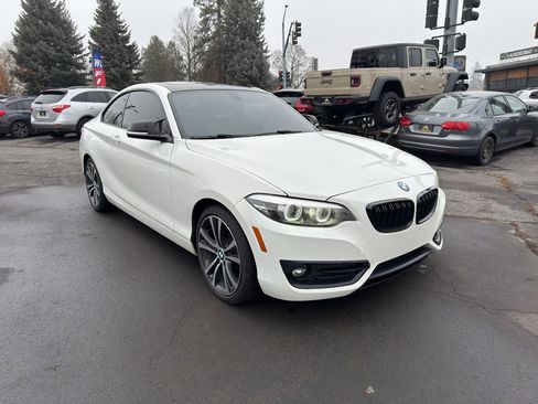Used 2018 BMW 230i xDrive Coupe image 8