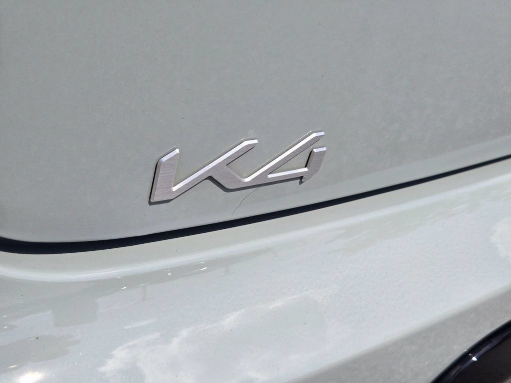 Certified 2025 Kia K4 GT-Line Turbo FWD image 12