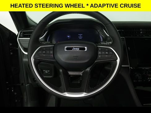 Used 2023 Jeep Grand Cherokee L Laredo AWD/4WD image 9