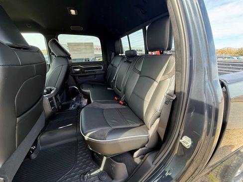 New 2026 RAM 2500 Laramie w/ Sport Appearance Package AWD/4WD image 9