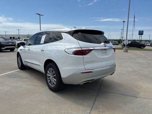 Used 2023 Buick Enclave Essence w/ Trailering Package, 5000 lbs. FWD image 3