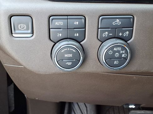 Used 2023 Chevrolet Silverado 1500 RST w/ Texas Edition Plus image 22