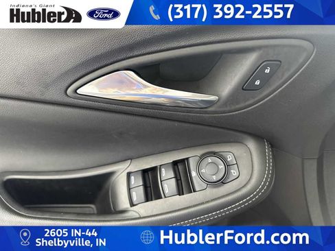 Used 2024 Buick Encore GX Sport Touring AWD/4WD image 11