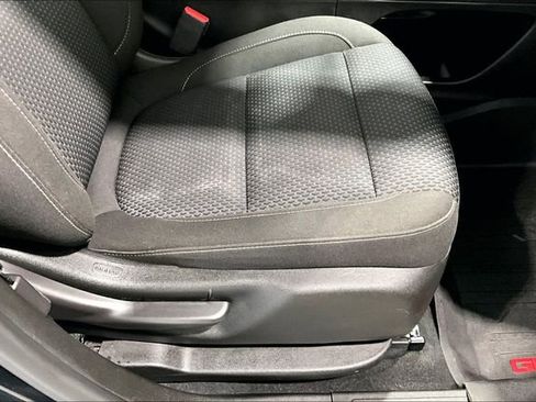 Used 2022 GMC Acadia SLE w/ GMC Pro Grade Package image 42