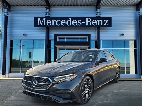 New 2026 Mercedes-Benz E 350 4MATIC image 3