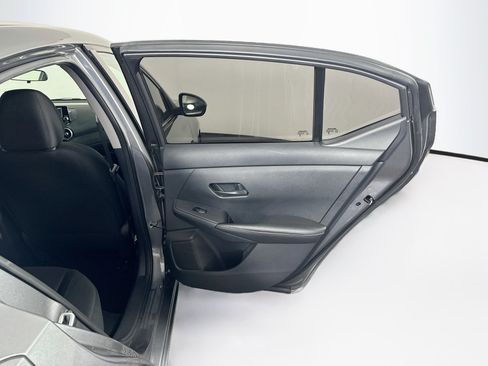 Used 2024 Nissan Sentra S FWD image 29