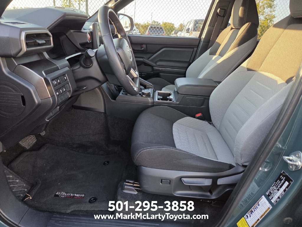 Used 2025 Toyota 4Runner TRD Off-Road AWD/4WD image 9