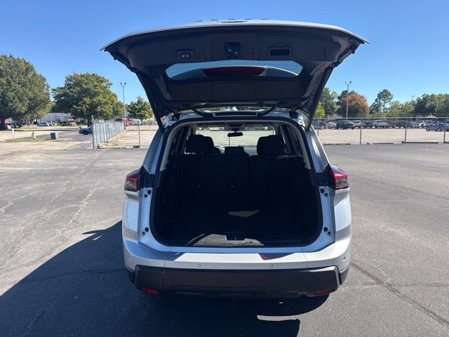 Used 2025 Nissan Rogue SV AWD/4WD image 20