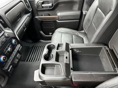 Used 2019 Chevrolet Silverado 1500 LT w/ All-Star Edition image 17