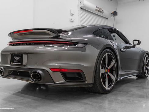 Used 2022 Porsche 911 Turbo image 18