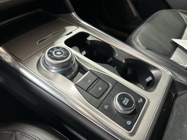 Used 2023 Ford Explorer XLT w/ Equipment Group 202A AWD/4WD image 27