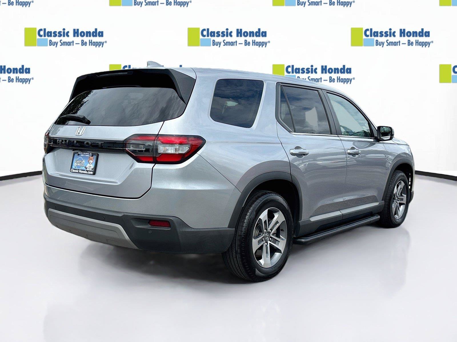 Certified 2025 Honda Pilot EX-L image 8