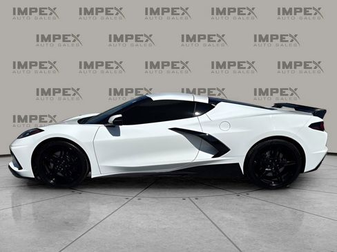 Used 2022 Chevrolet Corvette Stingray Preferred Cpe w/ Z51 Performance Package image 2