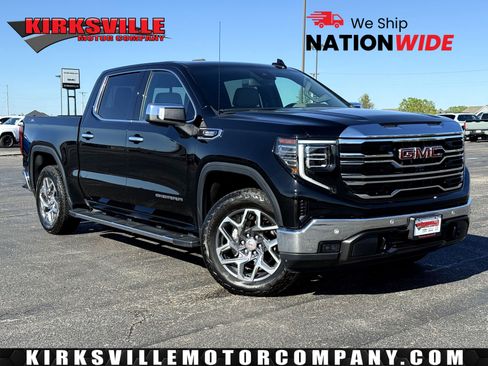 Used 2025 GMC Sierra 1500 SLT w/ SLT Premium Plus Package AWD/4WD image 1
