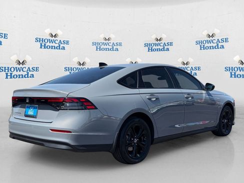 Certified 2025 Honda Accord SE image 7