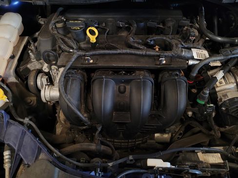 Used 2015 Ford Escape SE FWD image 30