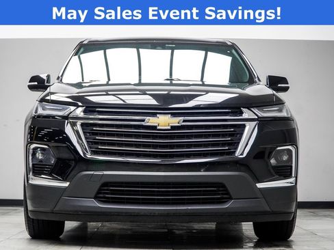 Used 2023 Chevrolet Traverse LT w/ LPO, Floor Liner Package AWD/4WD image 8