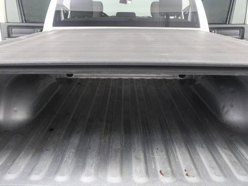 Used 2017 RAM 1500 Express image 16