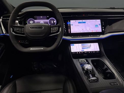 Used 2024 Jeep Wagoneer Launch Edition image 5