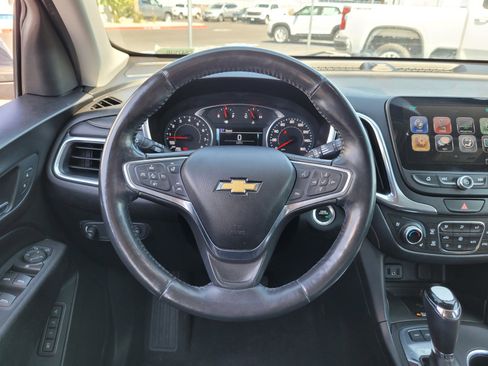 Used 2018 Chevrolet Equinox Premier AWD/4WD image 16
