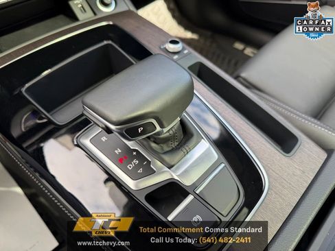 Used 2021 Audi Q5 e Prestige w/ Prestige Package image 20