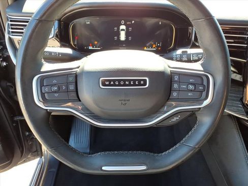 Used 2022 Jeep Wagoneer Series III w/ Premium Group I image 22