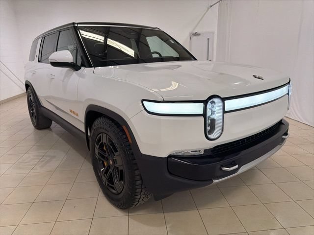 Used 2023 Rivian R1S Adventure Quad AWD/4WD image 7