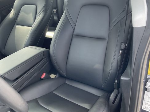 Used 2023 Tesla Model 3 Standard Range image 6