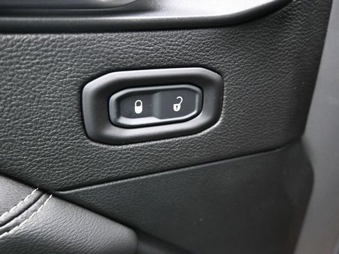 Used 2020 Jeep Gladiator Rubicon AWD/4WD image 22