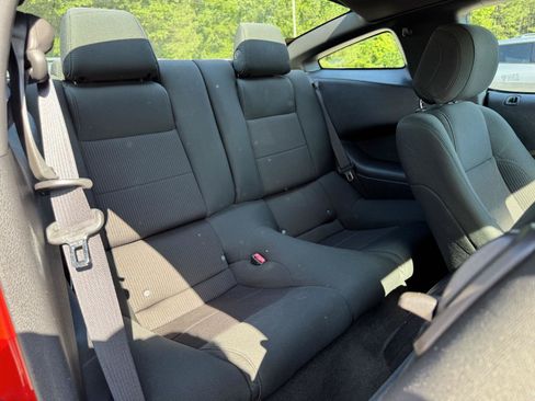 Used 2014 Ford Mustang Coupe RWD image 12