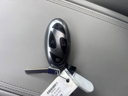 Used 2024 Hyundai Santa Fe Limited image 33