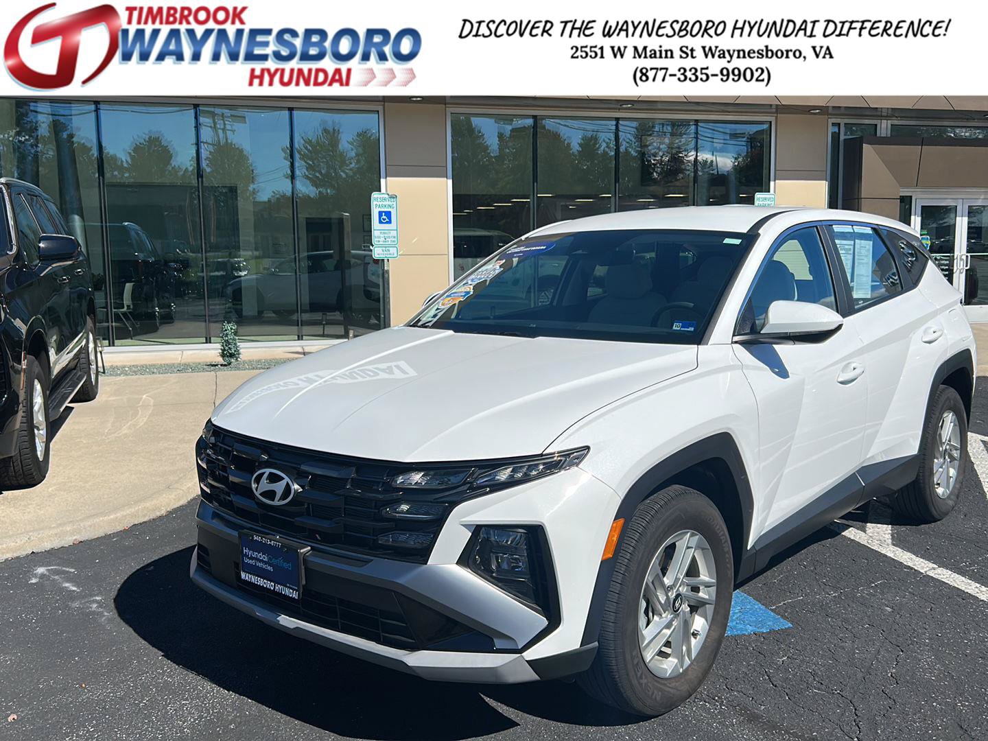 Certified 2025 Hyundai Tucson SE AWD/4WD image 1