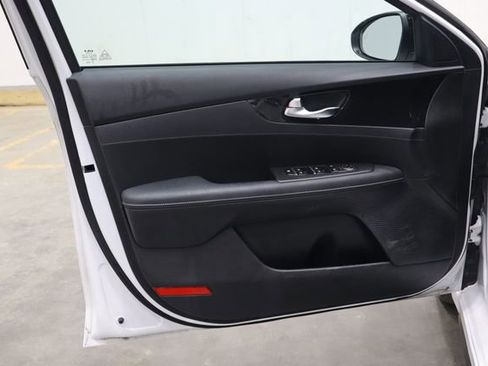 Used 2023 Kia Forte GT-Line w/ GT-Line Technology Package FWD image 14