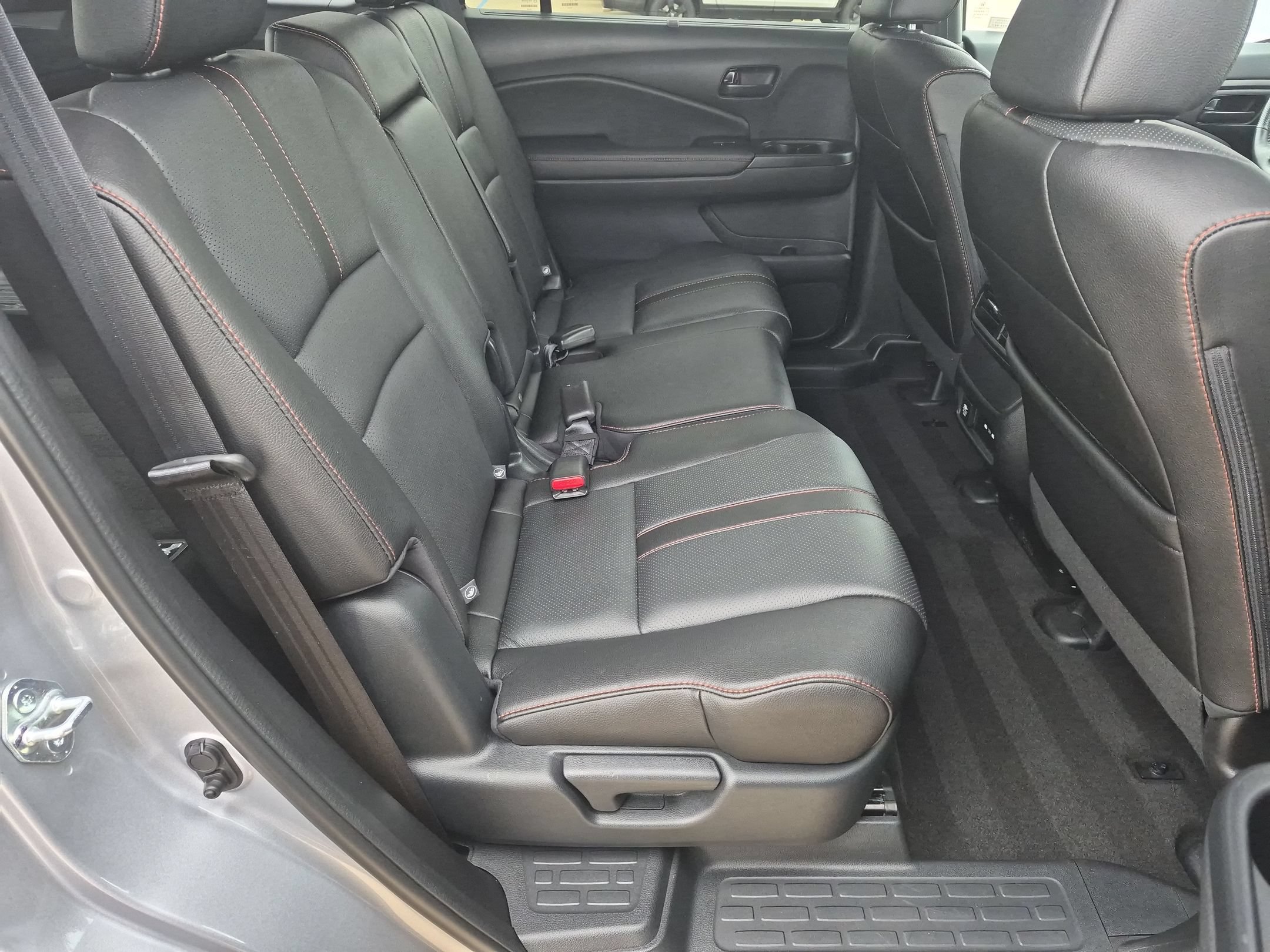 Used 2024 Honda Passport TrailSport image 31