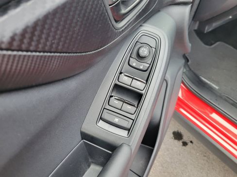 Certified 2023 Subaru Crosstrek 2.0i image 25